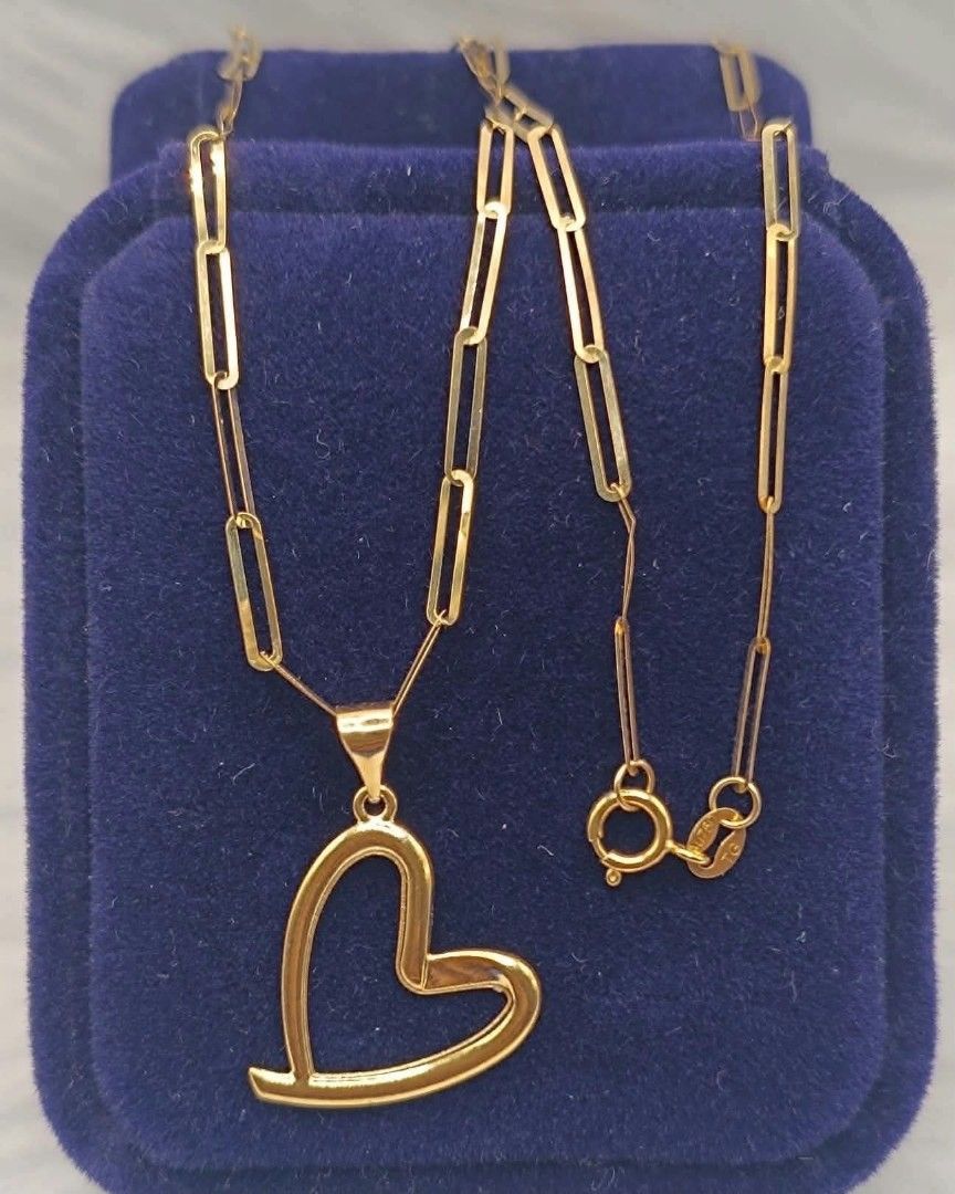 18K Saudi Gold Open Heart Pendant (Category: Necklaces) located in Caloocan City. Submitted by cheskhaionlinestore2.0 (Listing ID 1466094051, Image 2). Description: 18K Pure Saudi Gold ✨Open Heart Pendant Rope ₱5650 only 📌 Tauco ₱3750 only 📌 Dancing ₱3750 only 📌 Japan ₱6100 only 📌 Paperclip ₱6200 only 📌 Cadena ₱6250 only 📌 Figaro ₱6600 only 📌 Box chain ₱5650 only 📌 🍒 Pawnable/ Nasasangla💯 🍒 Brandnew 💯 🍒 Ship via JNT/ LBC 🍒 Lalamove 