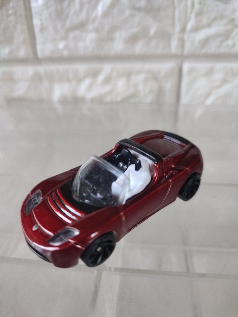 2008 tesla roadster loose (Category: Vehicle & Diecast Models) located in Narvacan. Submitted by jigger85 (Listing ID 1465963452, Image 2). Description: mint condition bought in UK loc. ilocos sur can ship thru JNT or LBC.