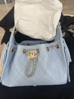 (Category: ) located in . Submitted by thewomanbehindthebrand (Listing ID 1466062104, Image 1). Description: .