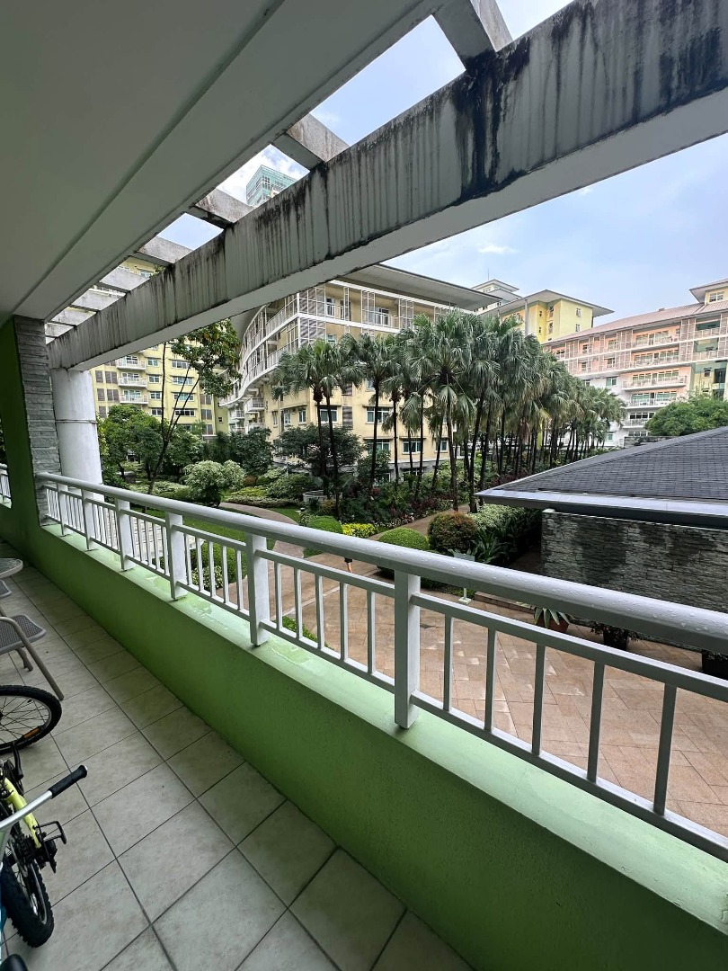(Category: ) located in . Submitted by aracasarealty (Listing ID 1465970815, Image 1). Description: .