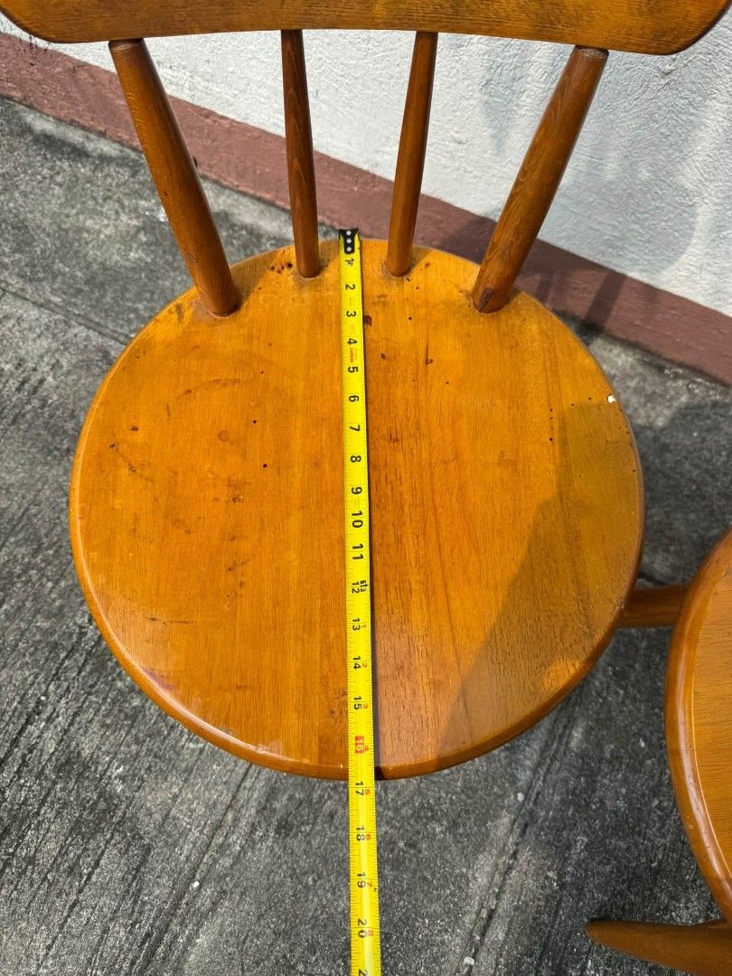 2pcs Vintage Windsor Style Chairs (Category: Chairs) located in Quezon City. Submitted by dannikkishoppe2 (Listing ID 1466150350, Image 2). Description: 2pcs Vintage Windsor Style Chairs ‼️₱6500‼️ In good condition - minor signs of use Please manage your expectations as there might be minimal flaws. Color may vary due to lighting, it may appear darker or lighter in person. Check photos first before buying. Please refrain from purchasing if you ar