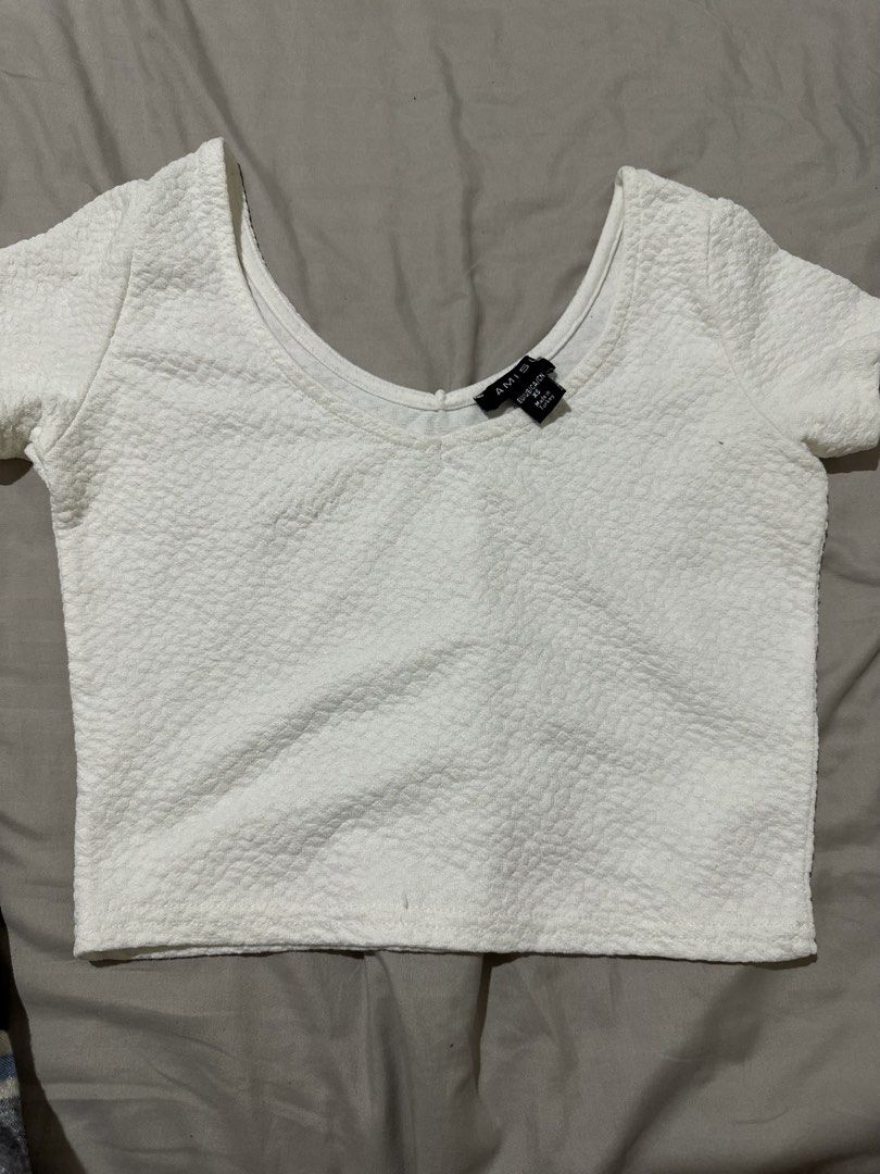 3 for 50: Set Amisu, Zara, Asos (Category: Blouses) located in Davao. Submitted by krau_ (Listing ID 1465963354, Image 2). Description: Amisu white XS ASOS brown Large Zara skirt XS May have fading and signs of use this selling super cheap.