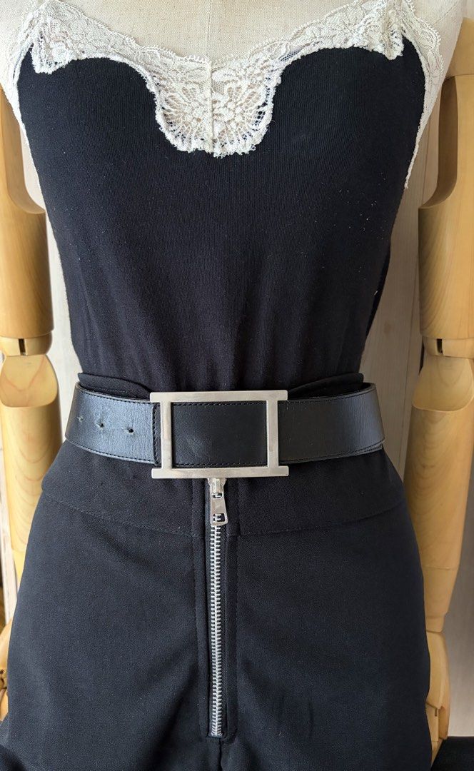 5. Reversible Black/Violet Belt (Category: Belts) located in Quezon City. Submitted by wagwagan_ukay_blues (Listing ID 1466027469, Image 2). Description: From Japan In good used condition Please expect signs of usage hole Size -29”-35” Overall -38” Width -1.5” Novaliches Qc.