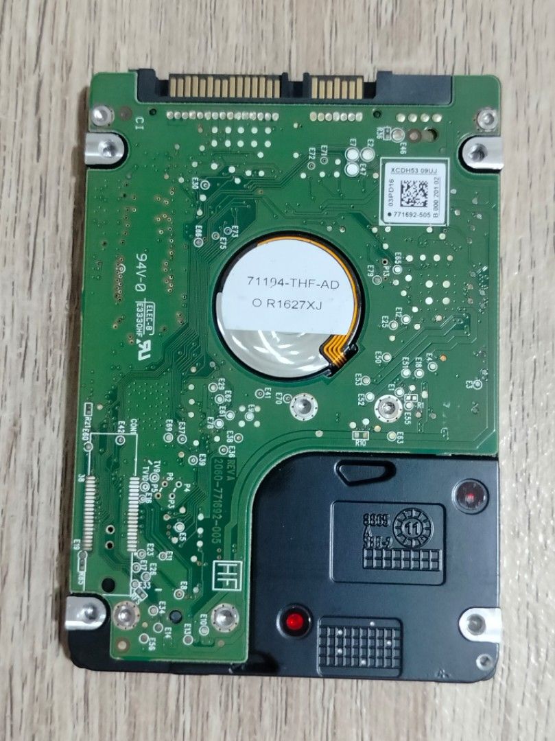 WD 640GB HDD Hard Drive (Category: Hard Disks & Thumbdrives) located in Cavite. Submitted by anajoestarr (Listing ID 1466053258, Image 2). Description: used mainly for movies and files rfs: finally bought an ssd - Model: WD Scorpio Blue Hard Drive 640GB 📁 - Total Capacity: 600GB storage ✅ - Condition: Tested, fully functional, and healthy partition ⚡ MOP: GCash only MOD: Lalamove.