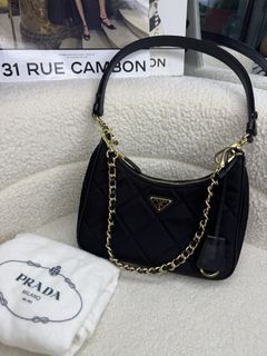 （分類：）位於 。 由 reluxury2hk 提交（商品編號 1466075093，圖片 1）。簡介： 。