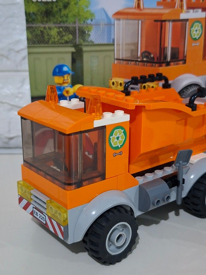 ### 🚛♻️ LEGO City Garbage Truck (Category: Lego & Building Sets) located in Taguig. Submitted by authprelovedonlineshop1 (Listing ID 1466046491, Image 3). Description: ### 🚛♻️ LEGO City Garbage Truck **Excellent Condition! 🧱✨** - 🚛 **LEGO City Garbage Truck** - **Excellent condition** - Great for **play or display** - Perfect for kids, LEGO City fans, and collectors - ♻️ Fun addition to any LEGO City collection - 💰 **Price: ₱888** ✨ **A fun 
