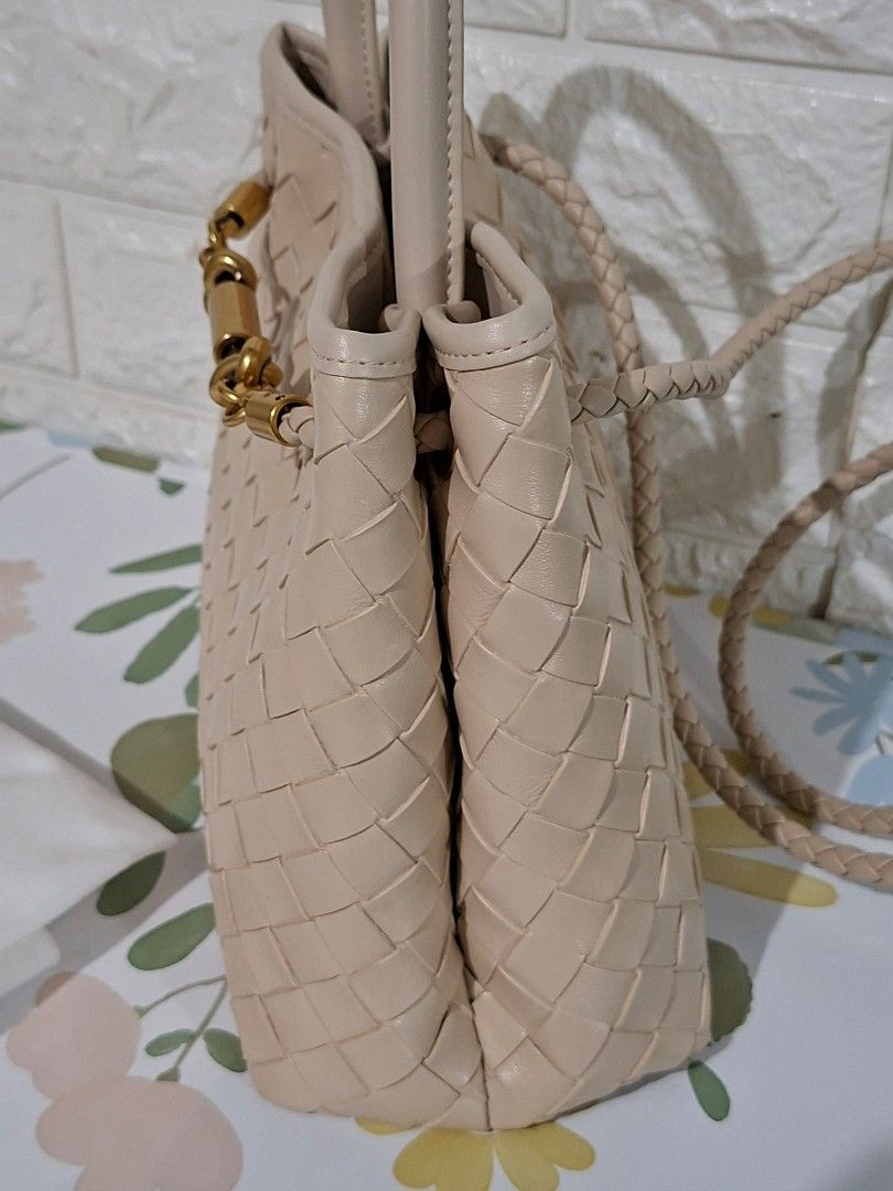 👜✨ Christy Ng Woven Bag (Category: Cross-body Bags) located in Taguig. Submitted by authprelovedonlineshop2 (Listing ID 1466011032, Image 3). Description: ### 👜✨ Christy Ng Woven Bag **Like New! Used only once! 😍** - **Christy Ng Woven Bag** - Made of **vegan leather** - Lightweight and easy to carry - 🇹🇭 **Bought at a mall in Thailand** - **Used only once for an event** - **Like-new condition** - Comes with **dust bag & original box** - 😍 