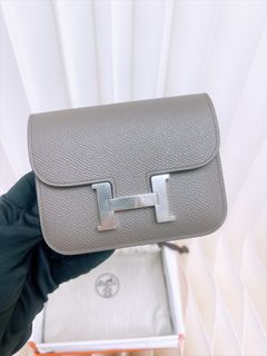 （分類：）位於 。 由 heras.luxury 提交（商品編號 1466128664，圖片 1）。簡介： 。