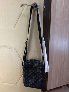 （分類：）位於 。 由 Thankselmo 提交（商品編號 1466015388，圖片 1）。簡介： 。