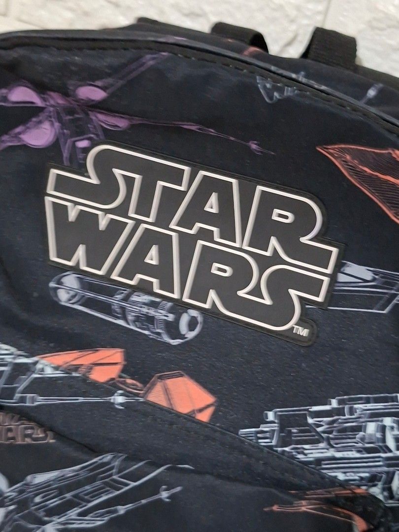 ⭐ Mark & Spencer Star Wars Bag (Category: Backpacks) located in Taguig. Submitted by authprelovedonlineshop2 (Listing ID 1466006477, Image 2). Description: ### ⭐ Mark & Spencer Star Wars Bag **Very Good Condition! ✨** - ⭐ **Star Wars** design - **Mark & Spencer** - Stylish and practical for everyday use - Great for school, outings, travel, or Star Wars fans - **Very good condition** - 💰 **Price: ₱588** 🚀 **A fun Star Wars piece that's perfect f