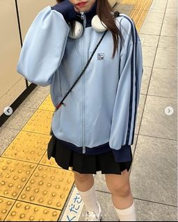 （分類：）位於 。 由 fashionworld_yf 提交（商品編號 1465994056，圖片 1）。簡介： 。