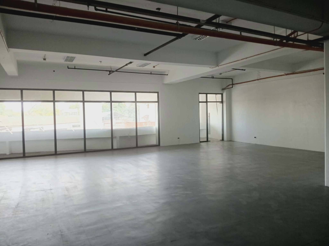 (Category: ) located in . Submitted by Kuaima_Realty (Listing ID 1466049913, Image 1). Description: .