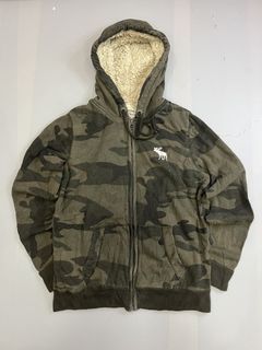 (Category: ) located in . Submitted by aas_thriftfings (Listing ID 1465991297, Image 1). Description: .