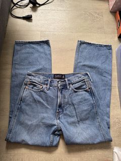(Category: ) located in . Submitted by wxcloset (Listing ID 1466045524, Image 1). Description: .