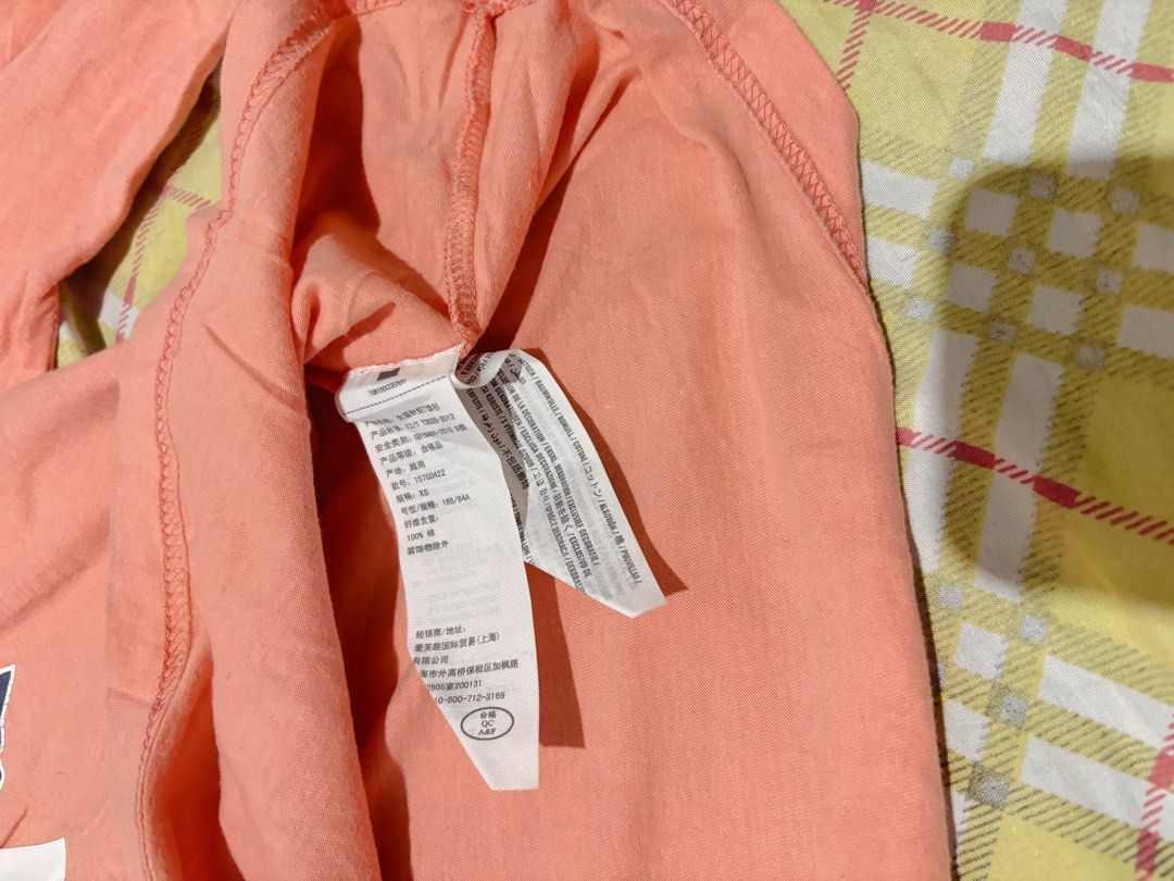 Abercrombie Crop Shirt (Category: Coats, Jackets and Outerwear) located in Manila. Submitted by erxm.thrift (Listing ID 1466098726, Image 3). Description: .
