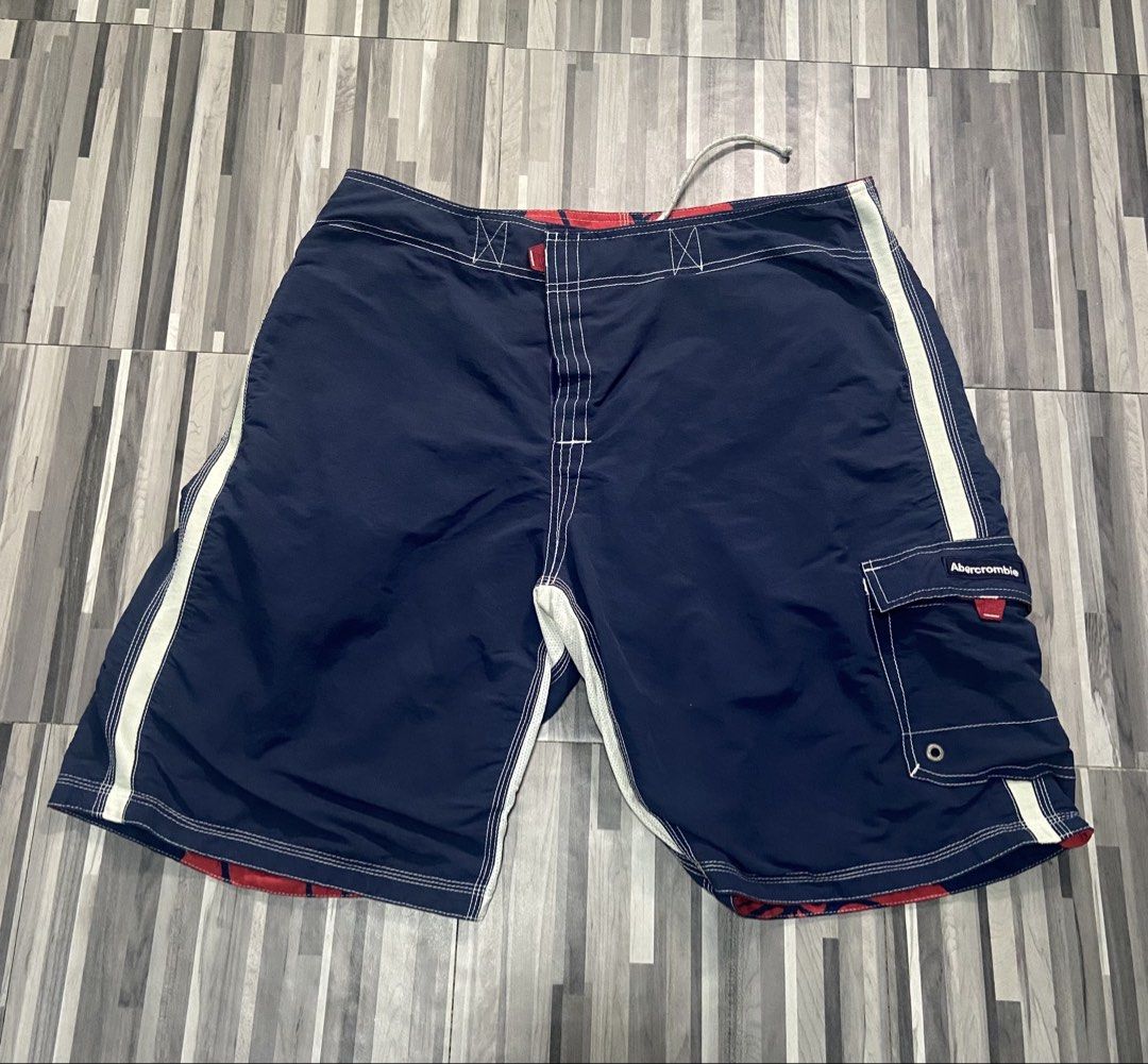Abercrombie Reversible Swim Trunks (Category: Swim Trunks & Board Shorts) located in Tukuran. Submitted by retrothrifter88 (Listing ID 1465964757, Image 3). Description: Men’s Abercrombie Reversible Swim Trunks Can fit 34-36 650 plus sf.