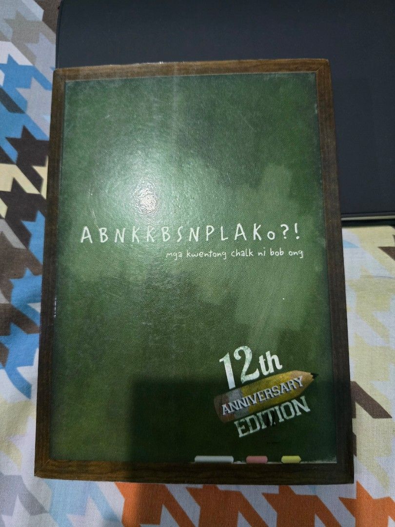 ABNKKBSNPLAKo?! by Bob Ong (Category: Storybooks) located in Manila. Submitted by ahamiltonnn (Listing ID 1466030022, Image 1). Description: Minimal Foxing Only for meetup in One Ayala (based on my availability) has a minor flaw in the front cover (please see the pictures) RFS: found a hardbound copy so this is my extra copy.