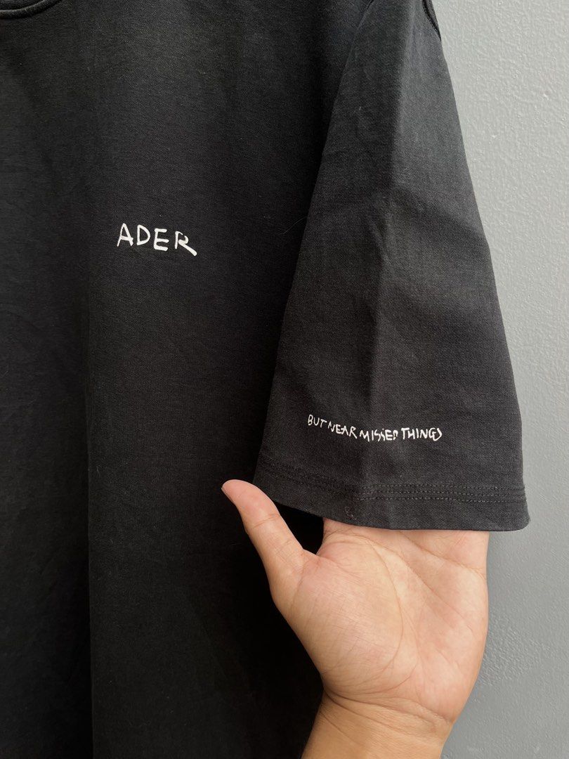 Ader Error Handwriting Logo T-Shirt (Category: Tshirts & Polo Shirts ) located in Balamban. Submitted by just_findss (Listing ID 1466045225, Image 2). Description: Ader Error Handwriting Logo T-Shirt Excellent Condition A2 on tag Dimes 22W / 29L Color Rate 9.5/10 NO ISSUE.