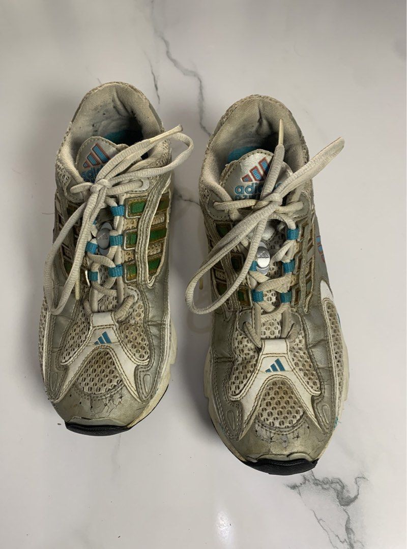 Adidas - Flashy Shoes (Category: Casual Shoes) located in General Trias. Submitted by previouslyadored147 (Listing ID 1466037072, Image 2). Description: RFS: Need Funds - Selling for only ₱399 + sf to be shouldered by buyer ⚠️ Payment first, No COD! 📌 Pay via Gcash, Gotyme, BPI, BDO 🛵 Ship through J&T or Lalamove.