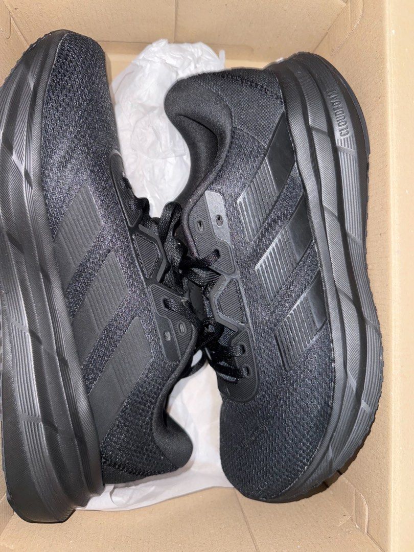 Adidas Galaxy 7 running shoes (Category: Sneakers) located in Los Banos. Submitted by thegodfatherx (Listing ID 1466067336, Image 1). Description: .