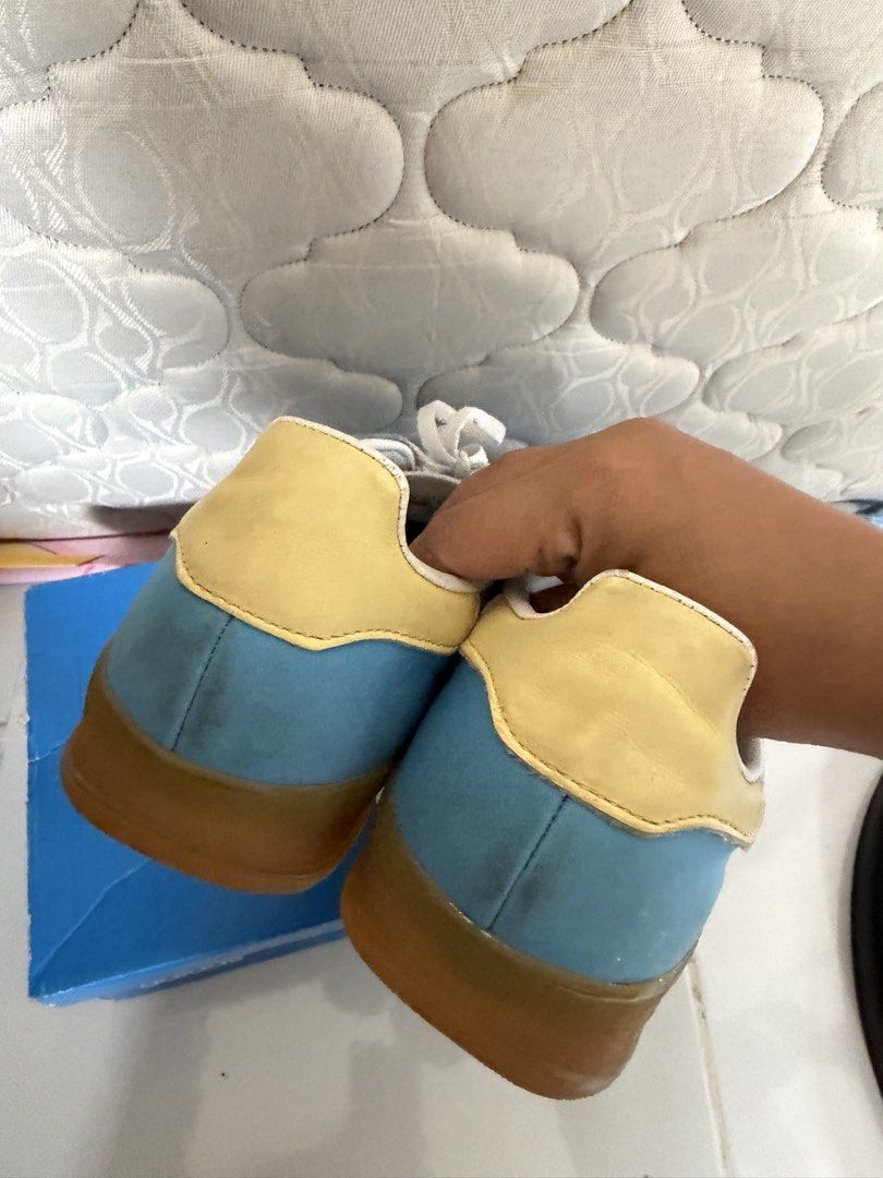 Adidas Gazelle Indoor (Category: Sneakers) located in San Pedro. Submitted by ashleycake (Listing ID 1465994590, Image 2). Description: Adidas Gazelle Indoor W Size 8.5 Lightly used No issue Complete w box.
