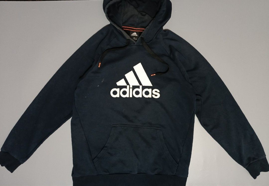 Adidas Hoodie (Category: Coats, Jackets and Outerwear) located in Pasig City. Submitted by lemuel29 (Listing ID 1466025380, Image 3). Description: Adidas Hoodie Size: XL Issue: Minor Sweat Stain & Hole MOD: Lalamove or J&T Pm for more info!.