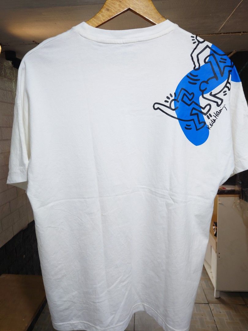 Adidas Neo tshirt thrift (Category: Tshirts & Polo Shirts ) located in Paranaque City. Submitted by emzeicool48572 (Listing ID 1466027825, Image 2). Description: Size: Medium to Large (21x27.5 Inch Material: Cotton Color: White color rate: 9/10 Condition: 9/10 📍Tambo Paranaque 💸Payment: Pay Maya only 📦🚚 Delivery: Lalamove or j&t (order mo book mo) No return policy Buy at your own risk Don't expect too much from this product, it's just a SECON
