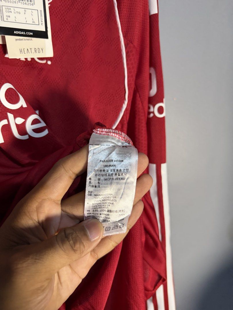 Adidas soccer jersey bnew (Category: Activewear) located in Batangas. Submitted by robertlopezigaya (Listing ID 1466047837, Image 3). Description: Adidas soccer jersey bnew Size Dimes 20x28 No issue New condition.