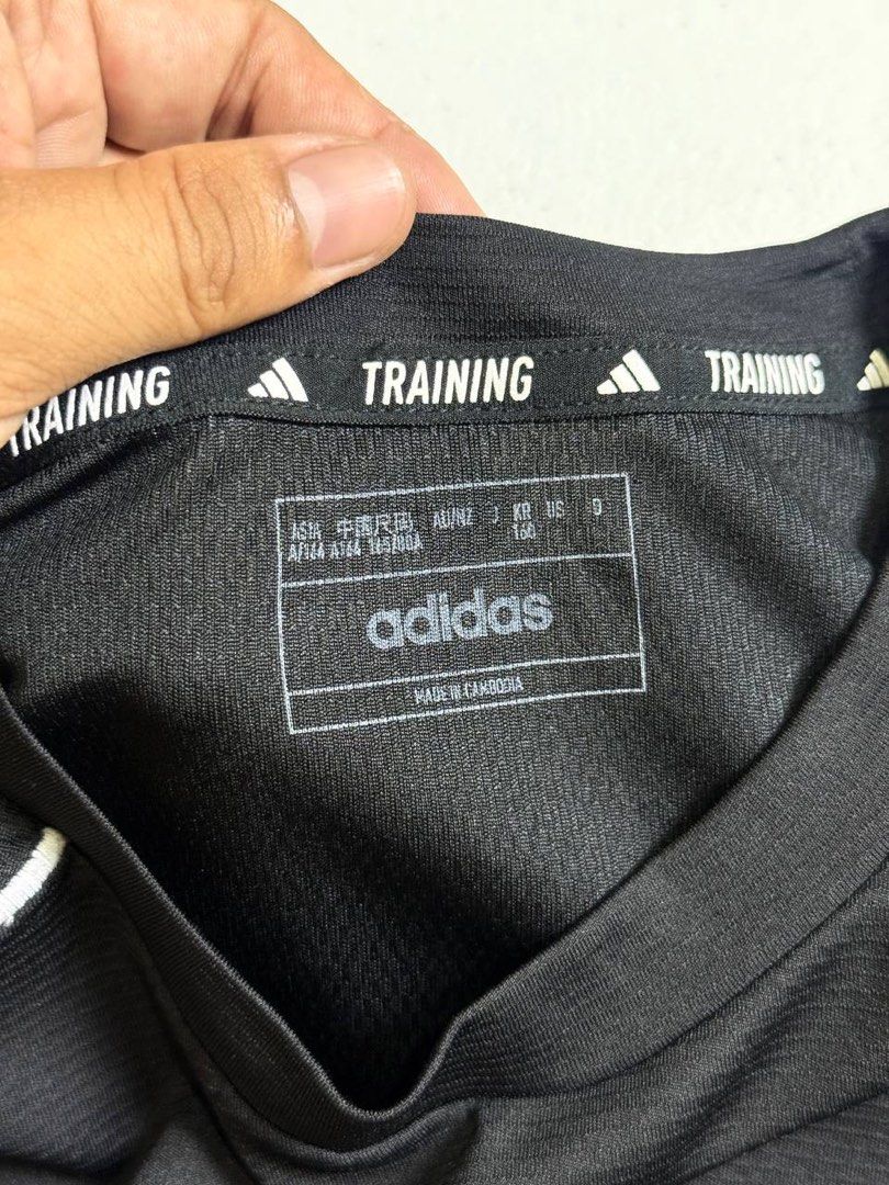 ADIDAS TRAINING DRI FIT BLACK (Category: Tshirts & Polo Shirts ) located in Tacloban City. Submitted by coachfinds (Listing ID 1465960866, Image 3). Description: ADIDAS TRAINING DRI FIT BLACK SMALL W 18.5 X L 25.5 COLOR RATE: 9/10 CONDITION: 9/10 MINE: 399.