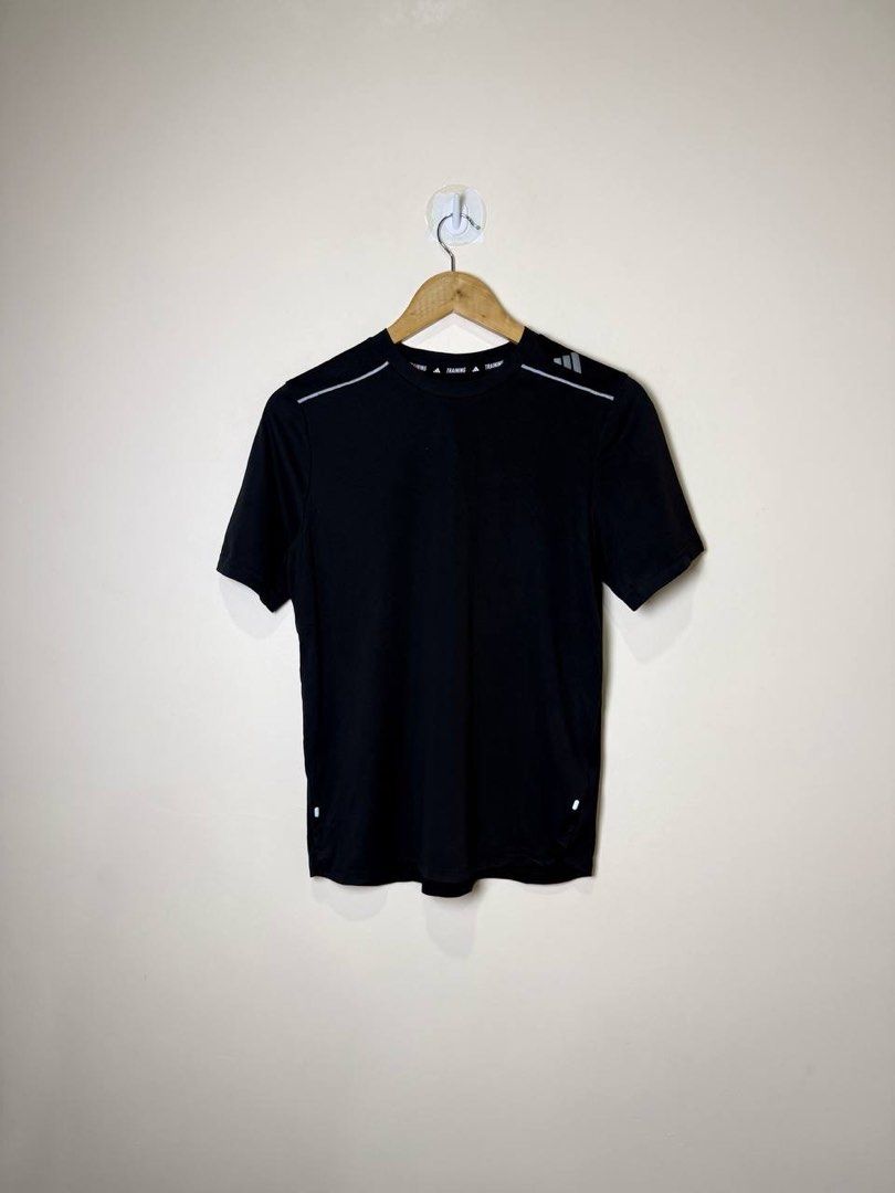 ADIDAS TRAINING DRI FIT BLACK (Category: Tshirts & Polo Shirts ) located in Tacloban City. Submitted by coachfinds (Listing ID 1465960866, Image 1). Description: ADIDAS TRAINING DRI FIT BLACK SMALL W 18.5 X L 25.5 COLOR RATE: 9/10 CONDITION: 9/10 MINE: 399.