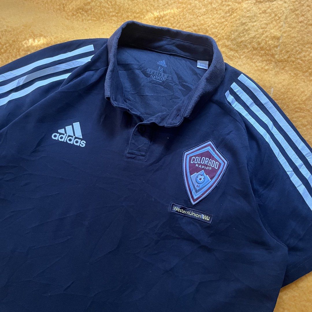 ADIDAS WU COLORADO (Category: Tshirts & Polo Shirts ) located in Murcia. Submitted by centuryarchive (Listing ID 1466065400, Image 2). Description: .