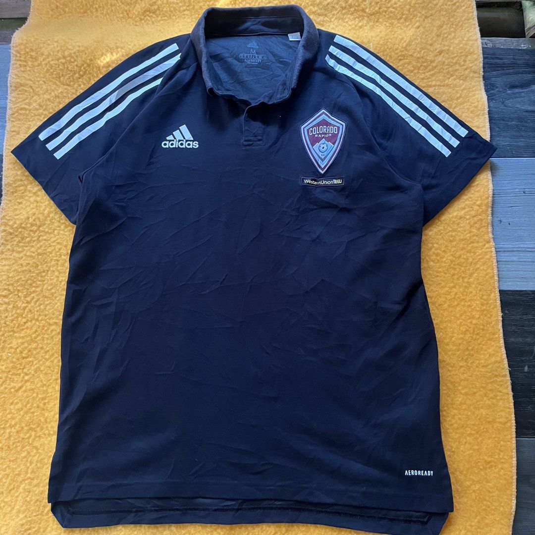 ADIDAS WU COLORADO (Category: Tshirts & Polo Shirts ) located in Murcia. Submitted by centuryarchive (Listing ID 1466065400, Image 3). Description: .