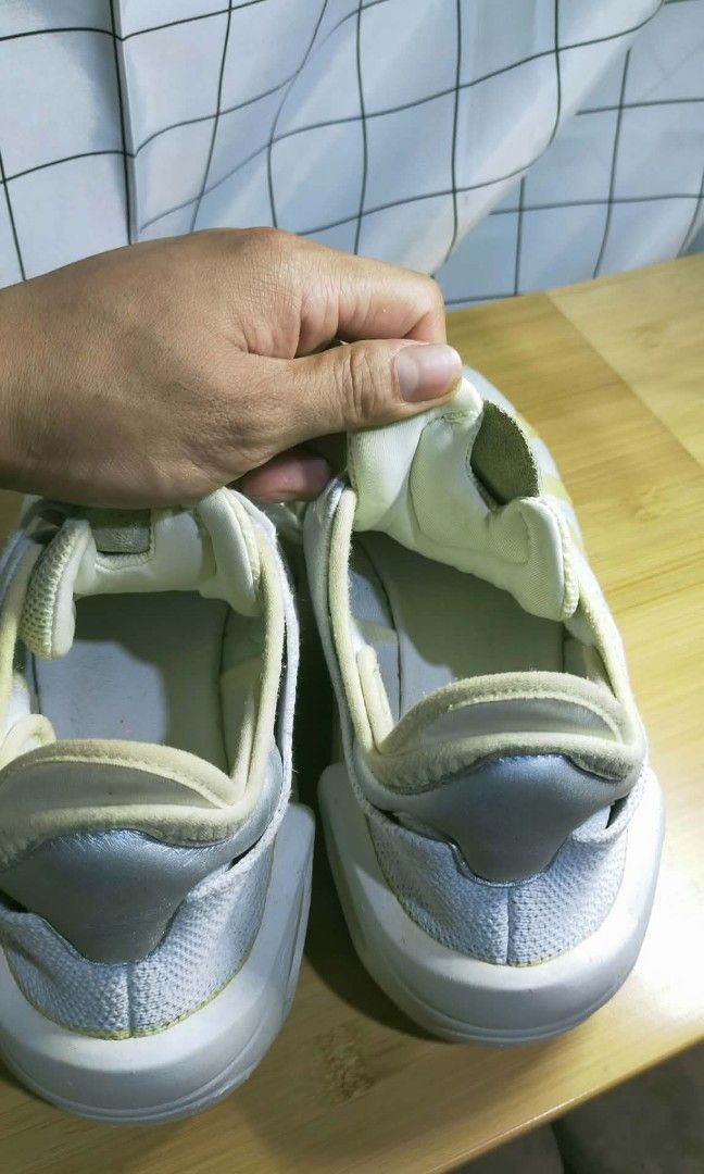 Adidas y3 yohji yamamoto (Category: Casual Shoes) located in Caloocan City. Submitted by chani7878 (Listing ID 1466061478, Image 3). Description: adidas y3 yohji yamamoto Size US 7 and half UK 7 FT 40 and half negotiable pa ung price dm for more details.