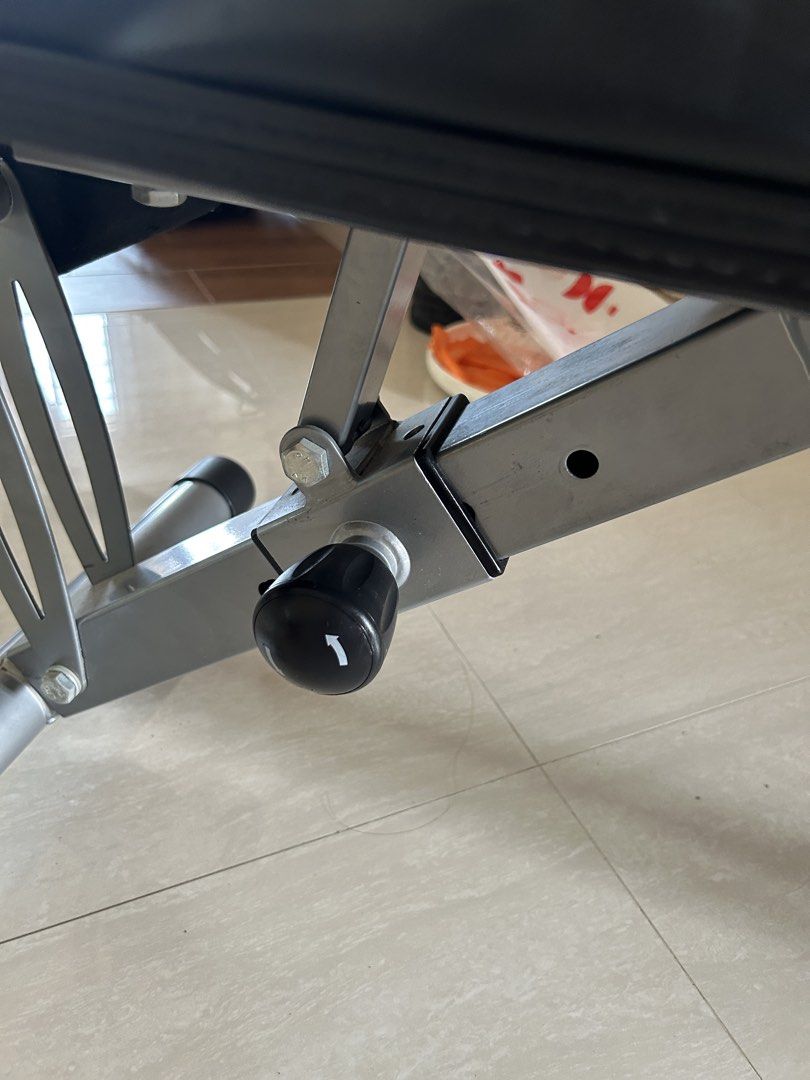 Adjustable Bench solid build (Category: Weights & Dumbbells) located in Singapore. Submitted by pasirrismonkey (Listing ID 1465999501, Image 7). Description: Adjustable workout bench. Multiple incline and flat settings. Foam leg rollers at the front for secure workouts during sit-ups and bench presses. Sturdy metal build with adjustable knobs on the support bars. Easy to fold or adjust angles for home gym routines. Self collection .