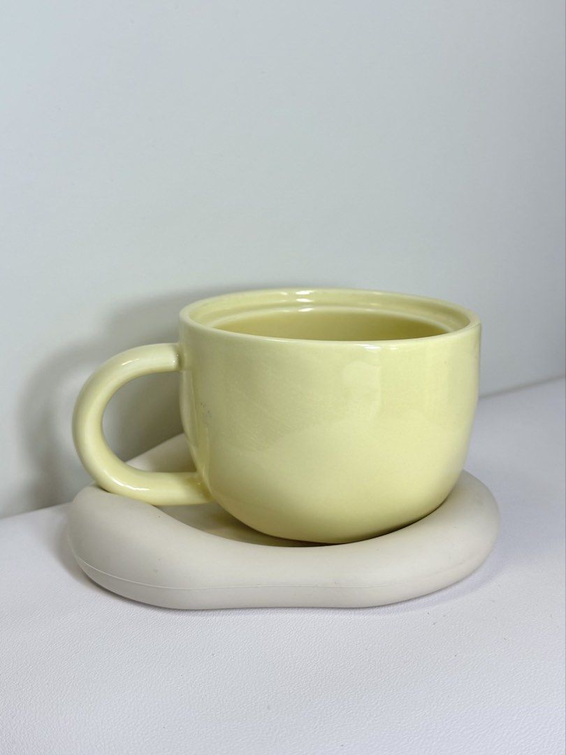 AESTHETIC MUG (Category: Other Kitchenware & Tableware) located in Valenzuela. Submitted by msmlng (Listing ID 1466153784, Image 1). Description: ☕️ CUTE & AESTHETIC MUGS FOR EVERYDAY USE! ✨ Looking for a cute mug for yourself or a gift for someone special? 💗 We’ve got you! ✨ Various designs available 🎁 Perfect for gifting ☕️ Great for coffee, tea & everyday drinks 📦 Carefully packed for delivery 📍 Available for shipping / meetup 📩 Message u