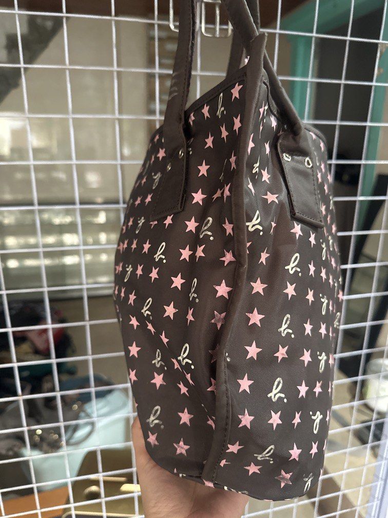 Agnes b voyage tote bag (Category: Tote Bags) located in Caloocan City. Submitted by hariel_beverly_onlineshop (Listing ID 1466039064, Image 2). Description: Location north caloocan.