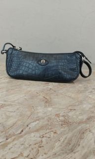 (Kategori: ) berada di . Dikirim oleh vv.ara (ID iklan 1464361173, Gambar 1). Deskripsi: .
