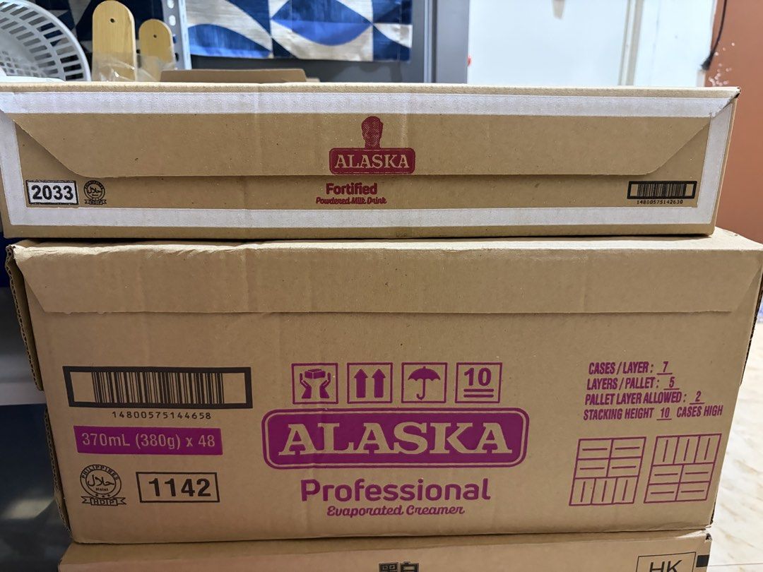 Alaska Milk and Creamer Boxes Bulk (Category: Beverages) located in Puerto Princesa. Submitted by ivanser (Listing ID 1466105832, Image 1). Description: - 2 factory-sealed boxes of genuine Alaska dairy products - Box 1 FREE: Alaska Fortified Powdered Milk Drink - Box 2: Alaska Professional Evaporated Creamer (370ml x 48 cans per case) - Ideal for home pantries, coffee shops, or store restocks - Pickup preferred due to heavy weight (location upon 
