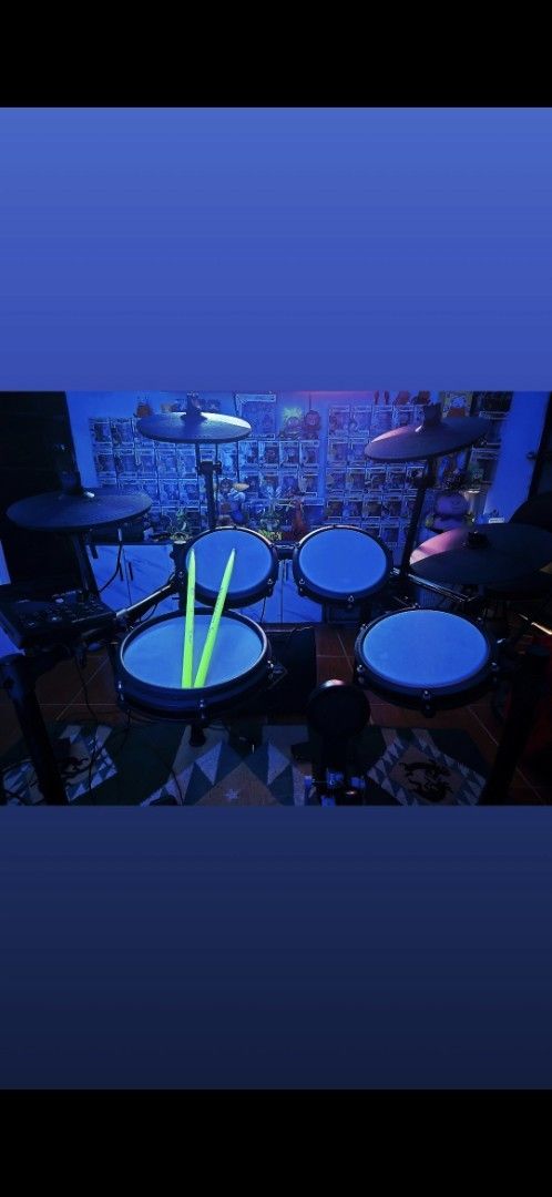 Alesis Nitro max mesh with Laney Drum hub 80w amplifier (Category: Music Accessories) located in Quezon City. Submitted by avalencer (Listing ID 1466072052, Image 1). Description: for sale only no trade or swap Alesis Nitro max complete with box free drum throne set with Laney Dh 80 amplifier 80w 220v with clifton extension symbals and lemon stand bihira lang magamit bahay used only sa interested pickup or lalamove only kayo mag bobook Qc Near Mu