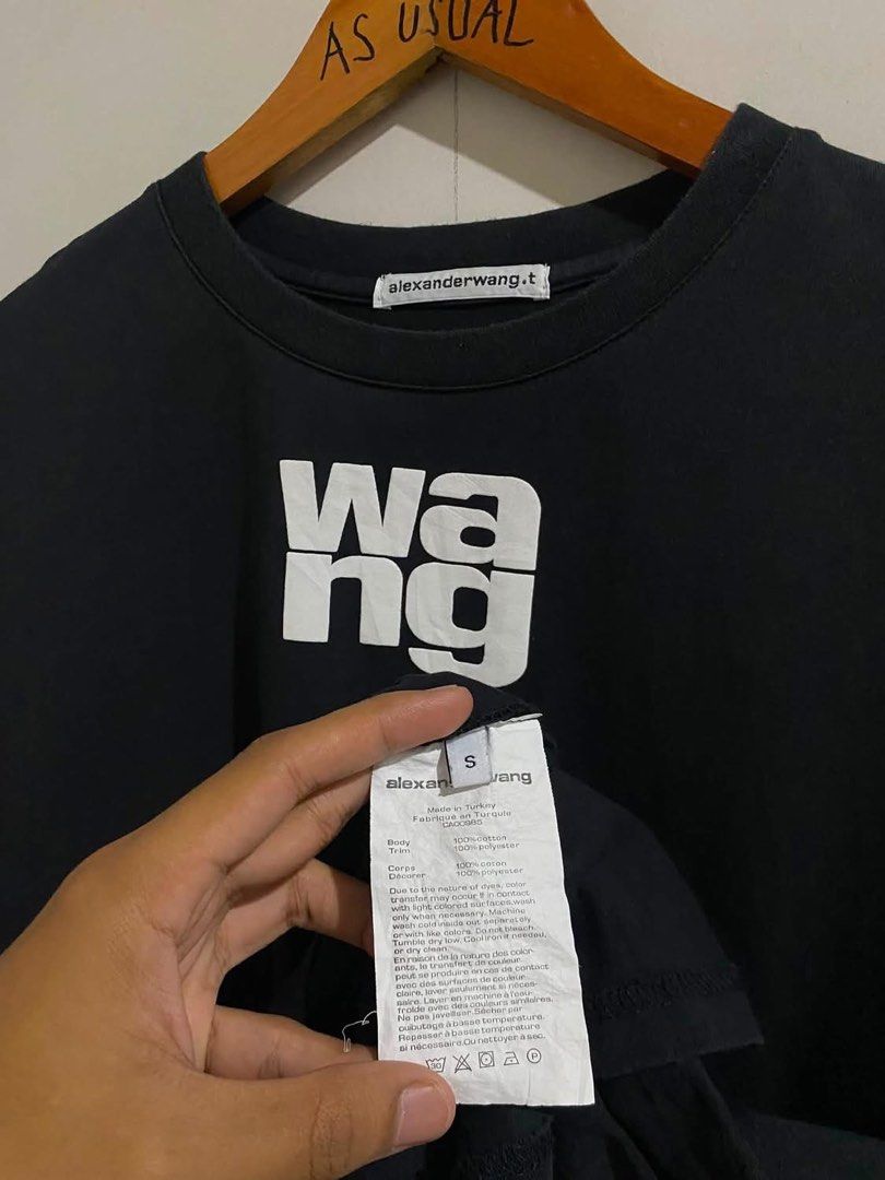 Alexander Wang T-shirt Black Size S (Category: Shirts) located in Dagupan City. Submitted by thriftmeupp____ (Listing ID 1465976264, Image 3). Description: Alexander Wang 19.5 can fit to 20 x 27 Excellent No Flaws 9.5/10 Color rate Dagupan City, Pangasinan Jnt 🚚 Mine 📥📥📥.