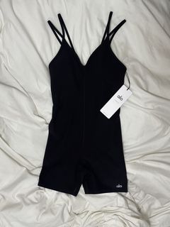 (Category: ) located in . Submitted by thriftythreadsco (Listing ID 1465972395, Image 1). Description: .