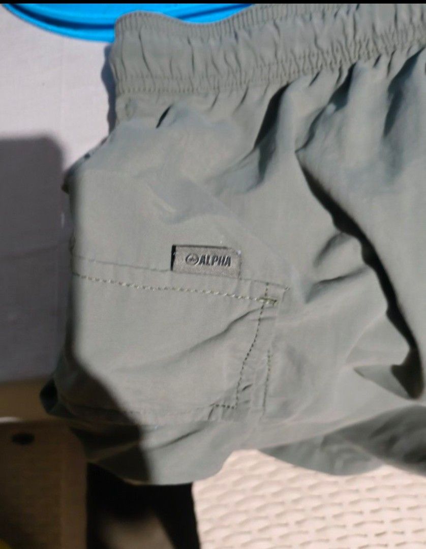 Alpha Industries cargo shorts (Category: Shorts) located in Angeles City. Submitted by poweredbyrice (Listing ID 1465976557, Image 3). Description: Alpha Industries Cargo Shorts olive green size medium w-29-32 L-21-22 angeles location jnt delivery gcash mop no isse decluttering lang.