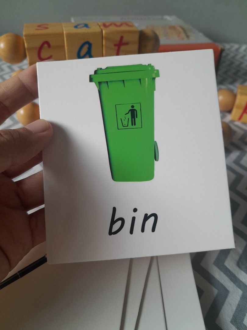 Alphabet Cube (Category: Educational & Learning Toys) located in Pasig City. Submitted by three.babybears (Listing ID 1466083383, Image 2). Description: .