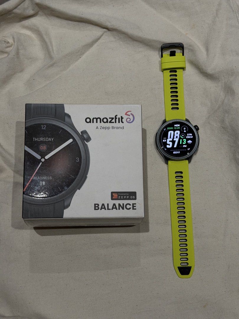 amazfit balance (Category: Wearables & Smart Watches) located in Makati City. Submitted by _lilmisscib0 (Listing ID 1466093608, Image 1). Description: - used, but in great working condition - screen protected with tempered glass - has signs of use, minor scuffs in the aluminum body (can share more photos via dm) .