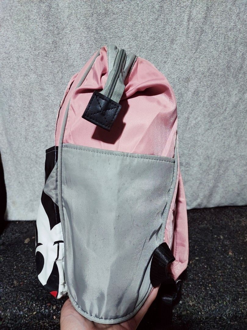Anello Mickey Mouse Backpack (Category: Backpacks) located in Baguio. Submitted by jayrgijc52758 (Listing ID 1466123613, Image 2). Description: Anello Classic size Excellent condition 500.