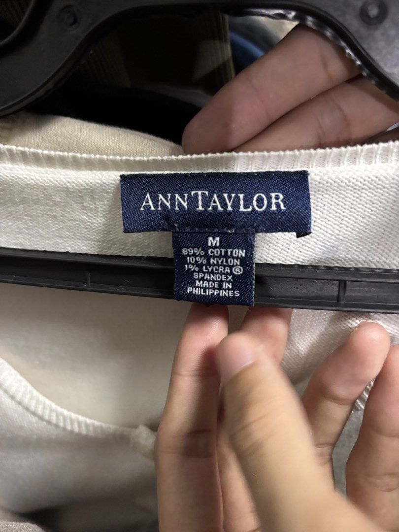 ann taylor (Category: Longsleeves) located in Pila. Submitted by isabelasthriftclothes (Listing ID 1466043440, Image 2). Description: .