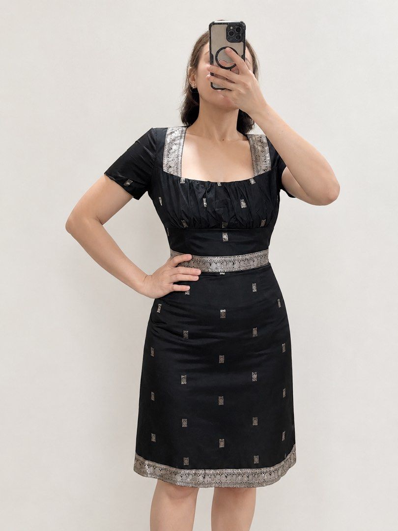 Anna Sui 100% Silk Vintage Dress (Category: Dresses) located in Baguio. Submitted by pawsome_closet (Listing ID 1464720773, Image 1). Description: Small - medium.