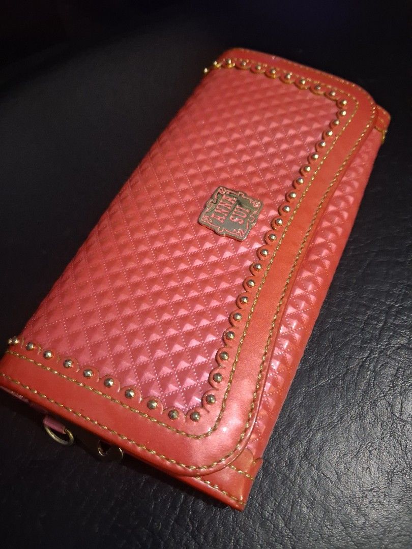 Anna Sui Long Wallet (Category: Wallets & Card holders) located in Mandaluyong City. Submitted by daddyjpanlilio24 (Listing ID 1466079526, Image 1). Description: P 700 Fix price+sf 7.5 x 4 inches No issue Mandaluyong Shipping/payment: Gcash/maya Jnt payment 1st no cod Lalamove payment upon rider pick up.