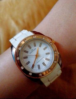(Category: ) located in . Submitted by mhelodie_02 (Listing ID 1465975485, Image 1). Description: .