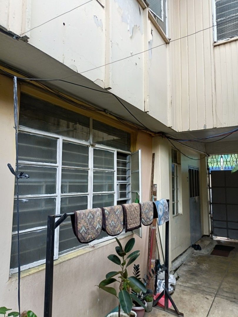 Apartments for sale (Category: House & Lot) located in Manila. Submitted by calmtiger_b1f390 (Listing ID 1466018145, Image 2). Description: individual unit apartments for sale with common alleyway in a peaceful and decent location in Sta. Mesa, Manila. aprroximately at least 40sqm lot area. 2-storey apartments. schedule a visit to appreciate..